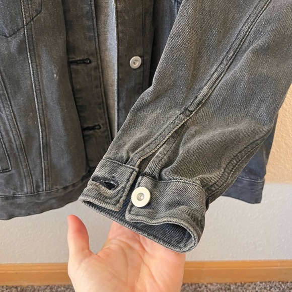 Wild Fable Women’s Oversized Black Denim Jacket NWOT - Picture 5 of 10